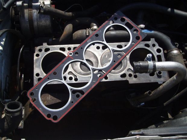 Head Gasket Repair & Replacement Costs: Detailed Estimation