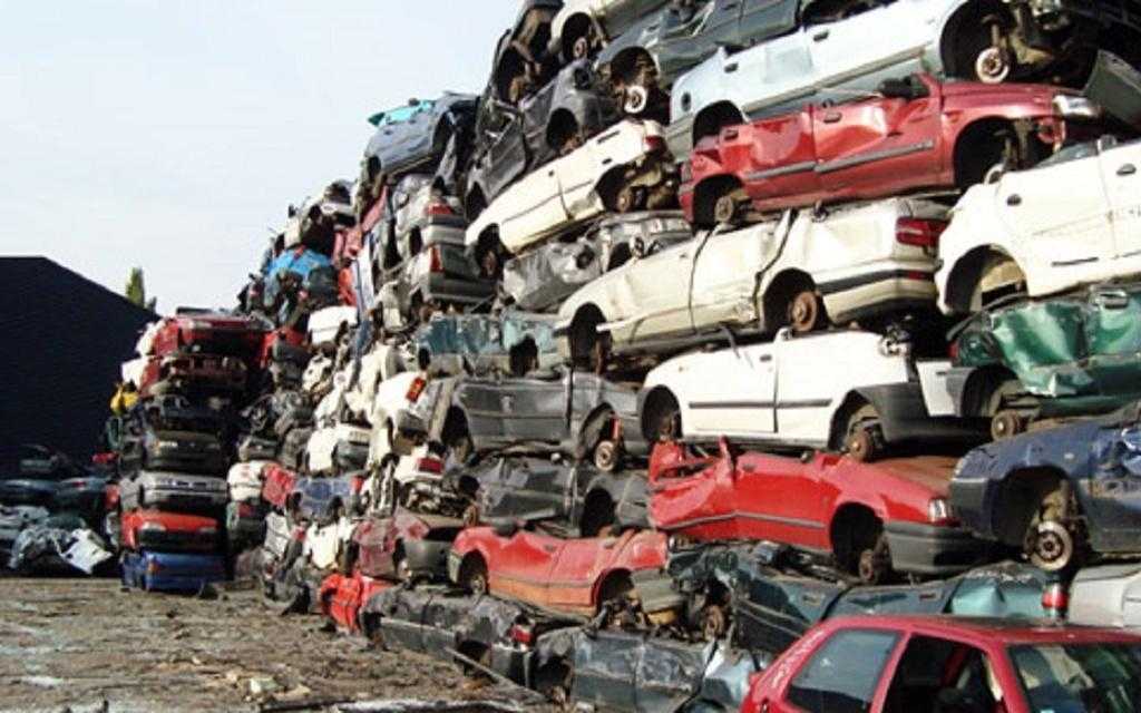 We buy junk cars in Pittsburgh, PA Sell your junk car for cash