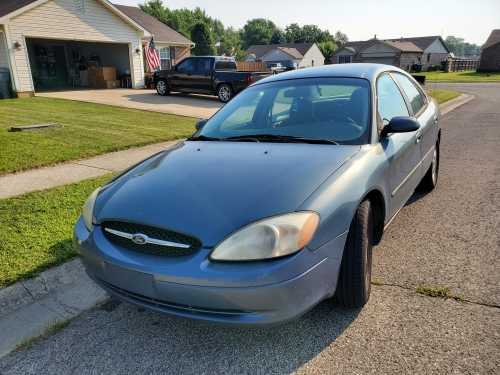 2000 Ford Taurus