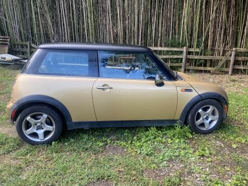 2004 MINI Cooper