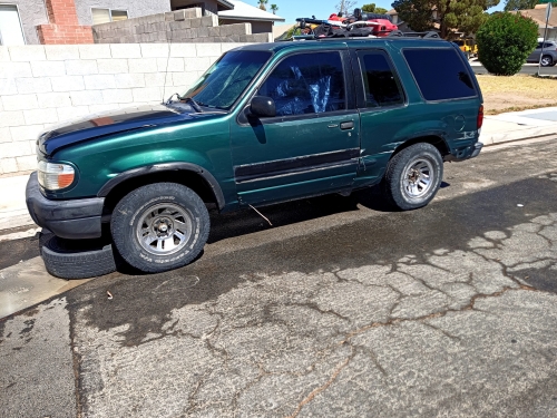 1999 Ford Explorer Sport