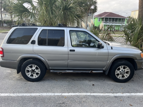 2001 Nissan Pathfinder