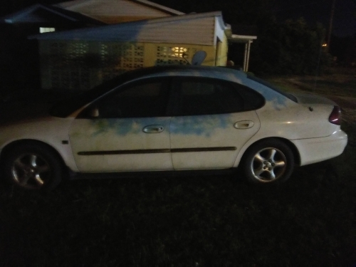 2000 Ford Taurus